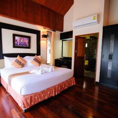 Отель Kacha Resort and Spa Koh Chang сейф в номере