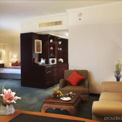 Отель Swissotel Bangkok Ratchada спа
