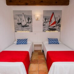 Отель Hostal Cala Ratjada детские мероприятия