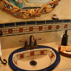 Hotel Boutique Los Pasos & Spa in Antigua Guatemala, Guatemala from 177$, photos, reviews - zenhotels.com bathroom