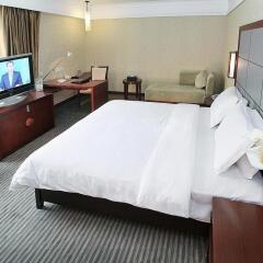 Paco Hotel Guangzhou Gangding Metro Branch удобства в номере