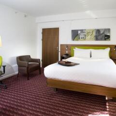 Отель Hampton by Hilton Liverpool City Center 3* Стандартный номер с различными типами кроватей
