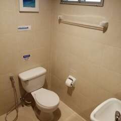 Отель Deva Patong Suites Пхукет ванная