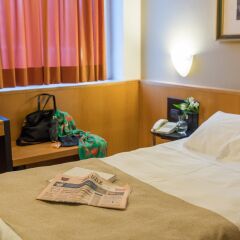 Santa Barbara Hotel Сан-Донато-Миланезе комната для гостей фото 3
