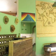 The Roof Backpackers Hostel спа