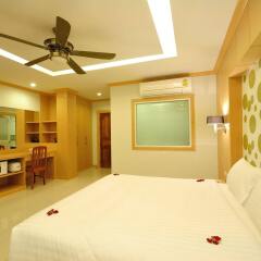 Green Harbor Hotel & Service Apartment удобства в номере фото 2