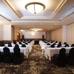 Отель The Glenmore Inn & Convention Centre Канада, Калгари - отзывы, цены и фото номеров - забронировать отель The Glenmore Inn & Convention Centre онлайн помещение для мероприятий фото 2