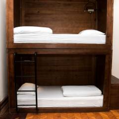 Sant Jordi Hostel Lisbon удобства в номере фото 2