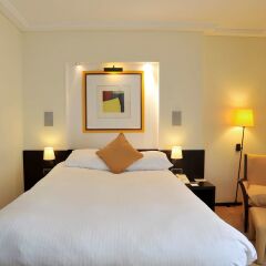 Parker Hotel Brussels Airport комната для гостей