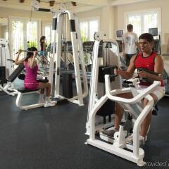 Отель Pueblo Bonito Emerald Bay Resort & Spa - All Inclusive фитнесс-зал