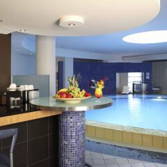 Отель Pullman Stuttgart Fontana бассейн