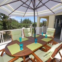 Отель Arawak By The Sea, Silver Sands Jamaica Villas 4BR балкон