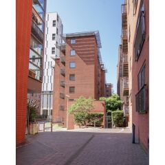 Отель Modern, Spacious 1BR Central Manchester Flat for 4 балкон