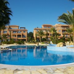 Отель Resitour - Limnaria Gardens Кипр, Пафос - отзывы, цены и фото номеров - забронировать отель Resitour - Limnaria Gardens онлайн бассейн