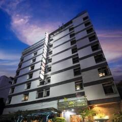 Отель Royal Asia Lodge Hotel Bangkok Таиланд, Бангкок - 2 отзыва об отеле, цены и фото номеров - забронировать отель Royal Asia Lodge Hotel Bangkok онлайн вид на фасад