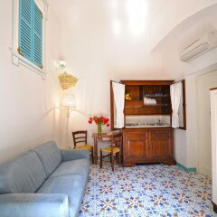 Отель Amalfi un po’... Италия, Амальфи - отзывы, цены и фото номеров - забронировать отель Amalfi un po’... онлайн комната для гостей фото 4