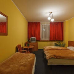 Отель Gdanski Dom Turystyczny Hostel Польша, Гданьск - отзывы, цены и фото номеров - забронировать отель Gdanski Dom Turystyczny Hostel онлайн комната для гостей фото 5