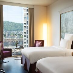 Renaissance Zurich Tower Hotel комната для гостей фото 5