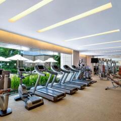 Отель The St. Regis Singapore фитнесс-зал фото 4