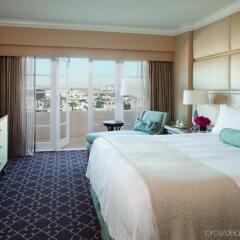 Отель Four Seasons Los Angeles at Beverly Hills удобства в номере