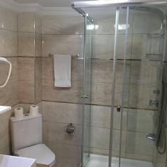 Sky Blue Hotel Турция, Стамбул - отзывы, цены и фото номеров - забронировать отель Sky Blue Hotel онлайн ванная