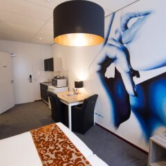 Amsterdam Teleport Hotel удобства в номере фото 2