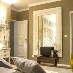 Отель House With 5 Bedrooms in Britiande, With Wonderful Mountain View, Encl комната для гостей