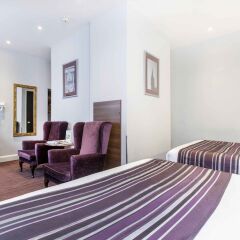 Отель Holiday Inn Oxford Circus Лондон удобства в номере фото 2