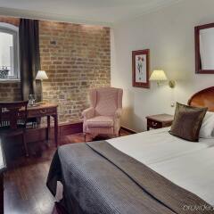 Отель Hôtel Reisen in The Unbound Collection by Hyatt Швеция, Стокгольм - 2 отзыва об отеле, цены и фото номеров - забронировать отель Hôtel Reisen in The Unbound Collection by Hyatt онлайн комната для гостей