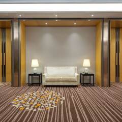 Отель Holiday Inn Express Chengdu Gulou балкон