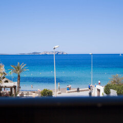 Отель Apartamentos Formentera I - Adults Only Испания, Сан-Антони-де-Портмань - отзывы, цены и фото номеров - забронировать отель Apartamentos Formentera I - Adults Only онлайн пляж фото 2