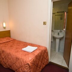 Отель Alexandra Hotel Великобритания, Лондон - 2 отзыва об отеле, цены и фото номеров - забронировать отель Alexandra Hotel онлайн комната для гостей фото 3