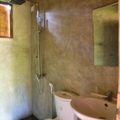 Отель Wilpattu Tree House Hotel Шри-Ланка, Анурадхапура - отзывы, цены и фото номеров - забронировать отель Wilpattu Tree House Hotel онлайн ванная