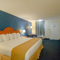 Отель Quality Inn Sarasota North комната для гостей фото 5