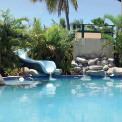 Отель Grand Melanesian Hotel Фиджи, Вити-Леву - отзывы, цены и фото номеров - забронировать отель Grand Melanesian Hotel онлайн бассейн фото 3