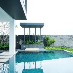 Отель Acqua Villa Nha Trang Вьетнам, Нячанг - отзывы, цены и фото номеров - забронировать отель Acqua Villa Nha Trang онлайн бассейн фото 2