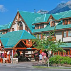 Отель Banff Caribou Lodge and Spa бассейн фото 2