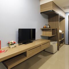 Отель ZEN Rooms Soi Rangnam Бангкок удобства в номере