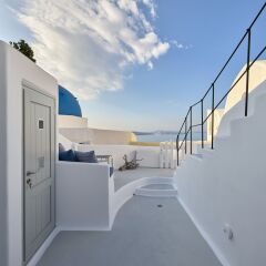 Отель Cave Suite Oia Греция, Остров Санторини - отзывы, цены и фото номеров - забронировать отель Cave Suite Oia онлайн балкон