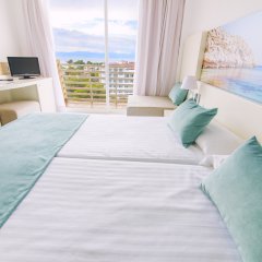 Отель Azuline Hotel Bahamas y Bahamas II Испания, С’Ареналь - 2 отзыва об отеле, цены и фото номеров - забронировать отель Azuline Hotel Bahamas y Bahamas II онлайн комната для гостей фото 3