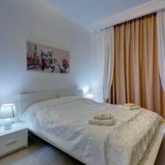 Отель Central Apartment in St Julian's, Perfect for Families Мальта, Сан Джулианс - отзывы, цены и фото номеров - забронировать отель Central Apartment in St Julian's, Perfect for Families онлайн комната для гостей фото 2