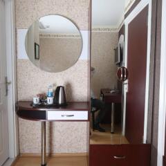 Letter Hotel в номере