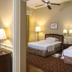 Raffles Grand Hotel d'Angkor сейф в номере
