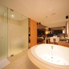 Отель POP1 Hotel Южная Корея, Сеул - отзывы, цены и фото номеров - забронировать отель POP1 Hotel онлайн ванная