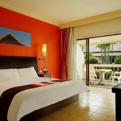 Отель Centara Kata Resort Phuket 4* Стандартный номер с различными типами кроватей