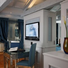 Отель Bellevue & Canaletto Suites Италия, Венеция - отзывы, цены и фото номеров - забронировать отель Bellevue & Canaletto Suites онлайн удобства в номере фото 2