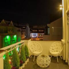 Отель Dalat Holiday Далат балкон