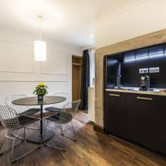 Отель Garret 48 Apartaments Лиссабон в номере