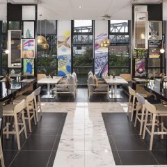 Отель INNSIDE by Meliá Hamburg Hafen гостиничный бар