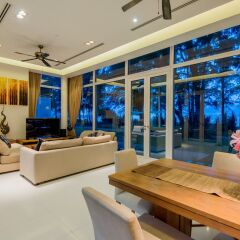 Отель Excellence Beachfront Villa Таиланд, пляж Май Кхао - отзывы, цены и фото номеров - забронировать отель Excellence Beachfront Villa онлайн интерьер отеля